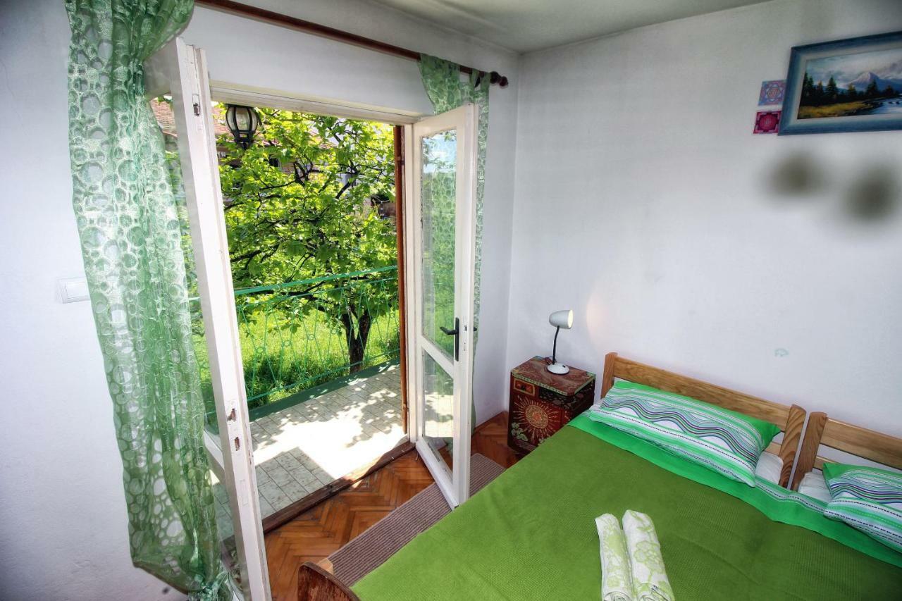 Green Garden Apartments Rovigno Esterno foto