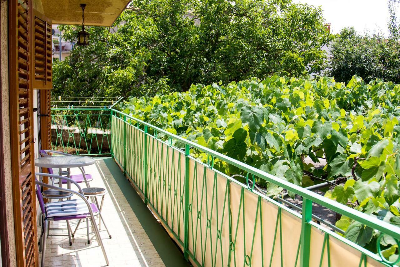 Green Garden Apartments Rovigno Esterno foto